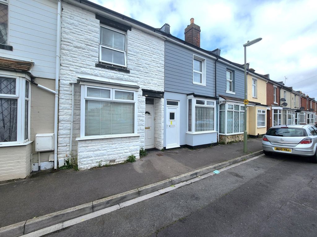 Property photo 1 of 8 Picture No. 18