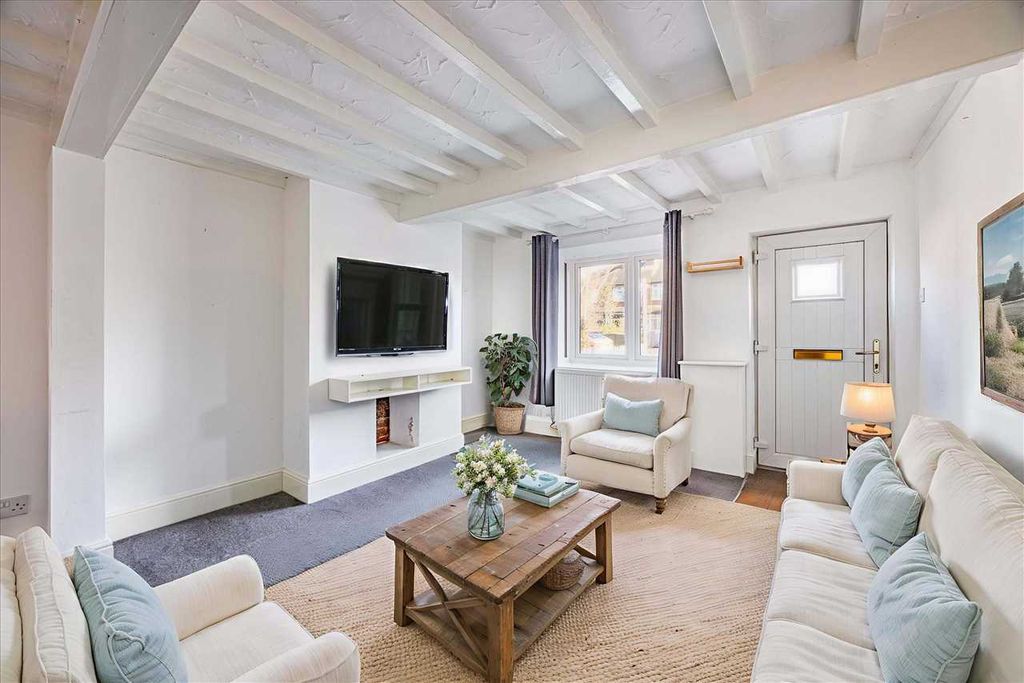 Property photo 2 of 16 Living Room