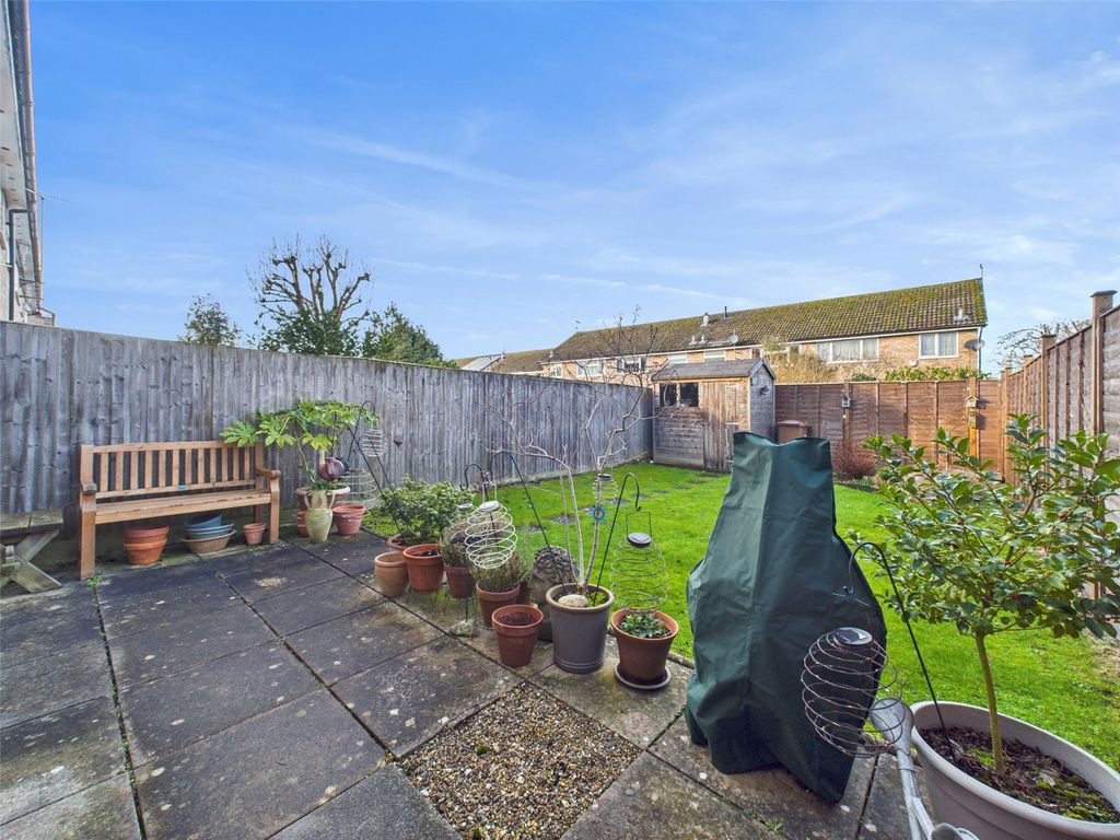 Property photo 2 of 14 Picture No. 11