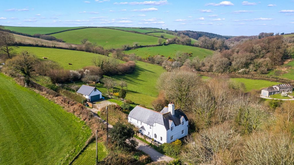 Property photo 1 of 30