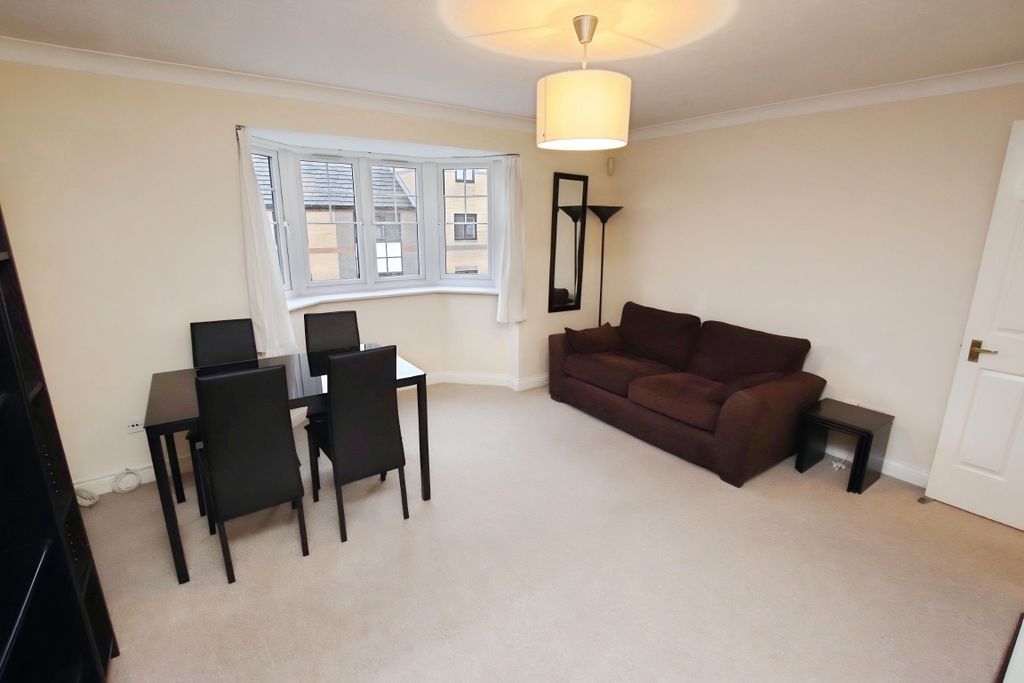 Property photo 2 of 6