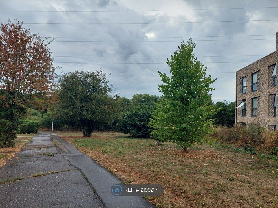 Property photo 2 of 19 Area By Front Of House