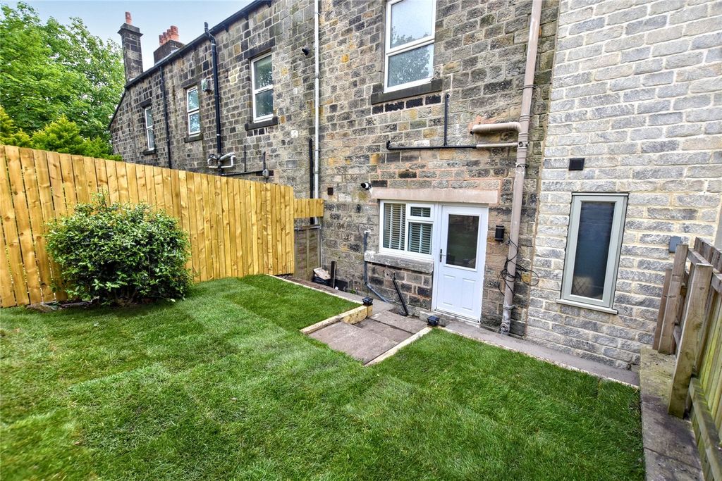 Property photo 2 of 11 Rear Garden