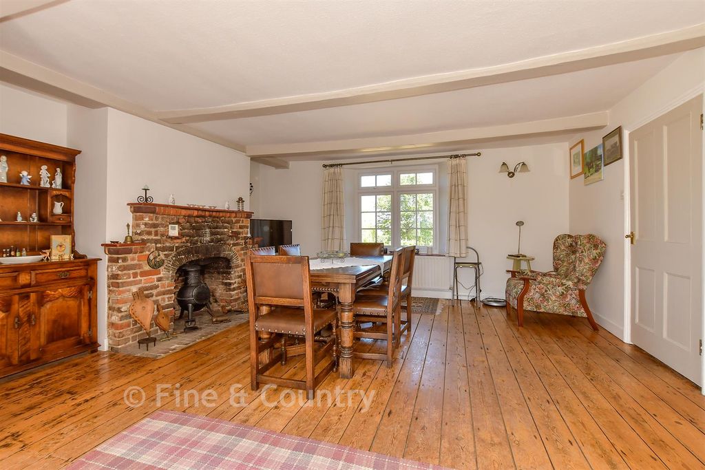 Property photo 2 of 23 Drawing Room