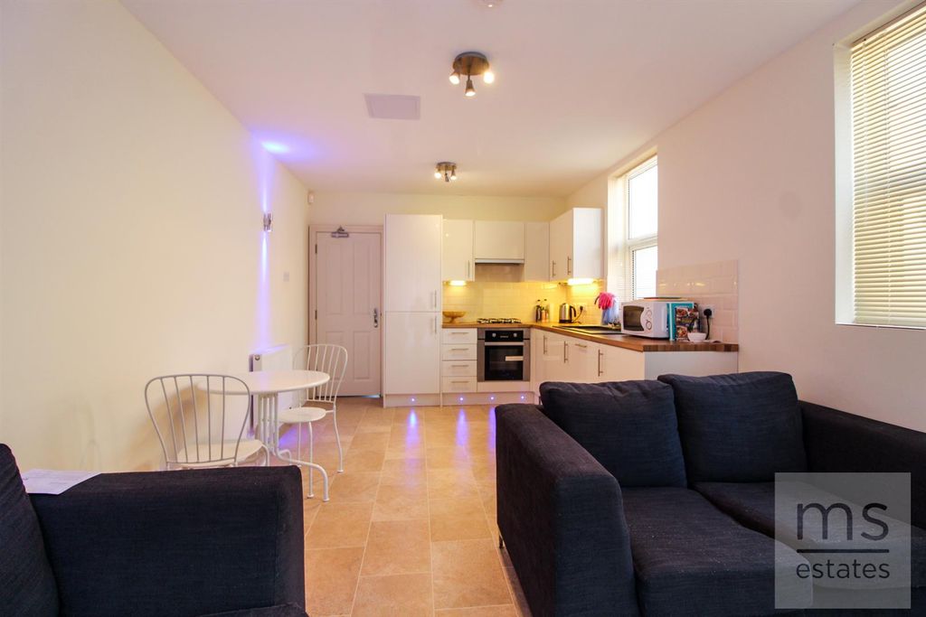 Property photo 3 of 10 Img_6329.Jpg