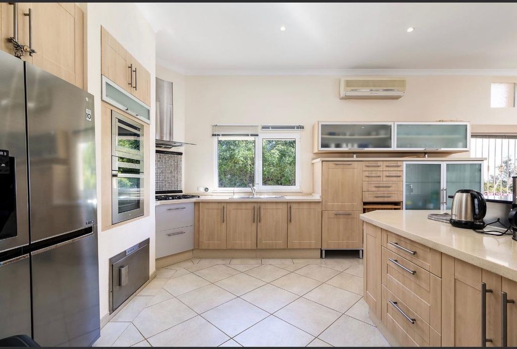 Property photo 3 of 26