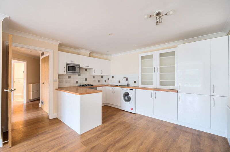 Property photo 2 of 11 Photo 2