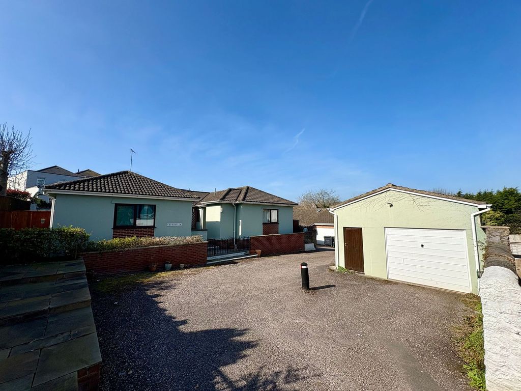 Property photo 1 of 30