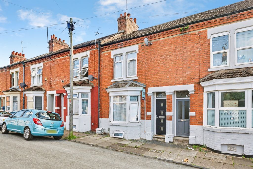 Property photo 1 of 17