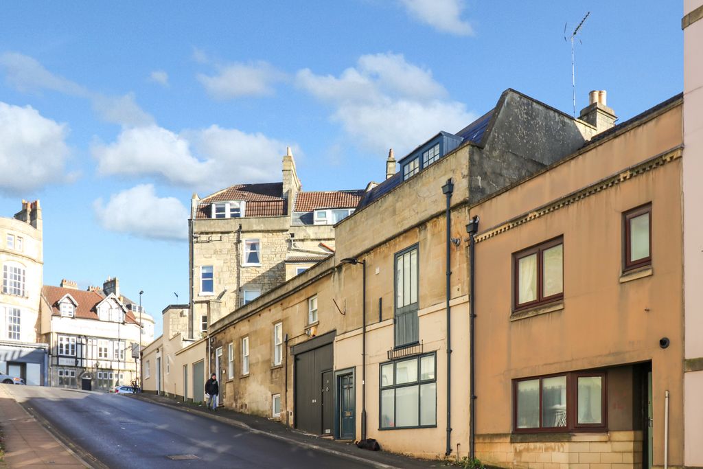 Additional image 7 of 3 bed terraced house to rentMorford Street, Bath BA1