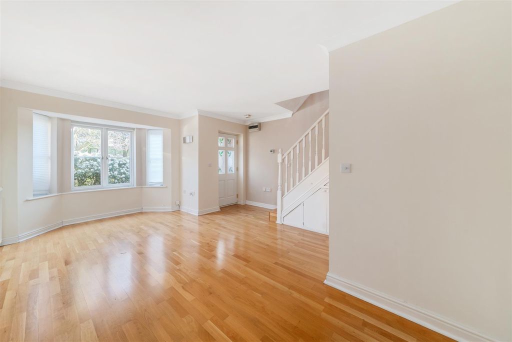 Property photo 2 of 13 Reception