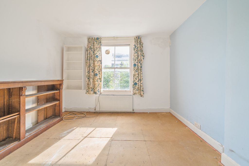 Property photo 3 of 18 Picture No. 31