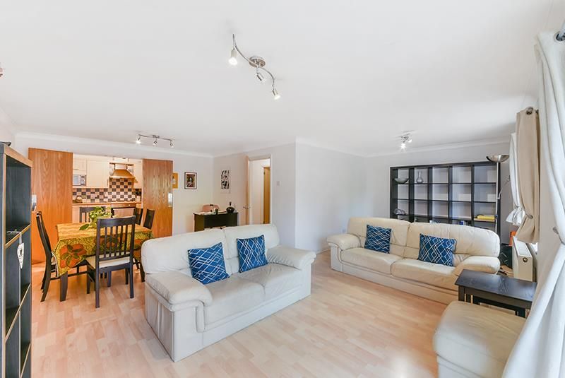 Property photo 1 of 13 Image
