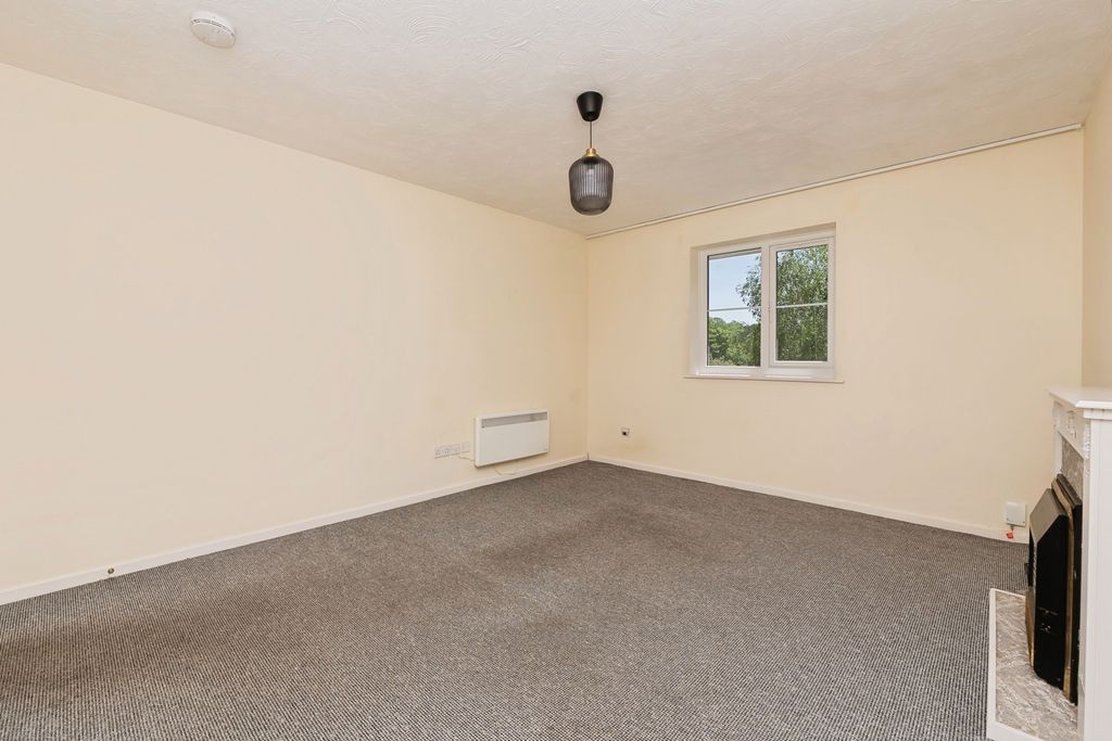 Property photo 2 of 20 Pbox-Img.Jpg
