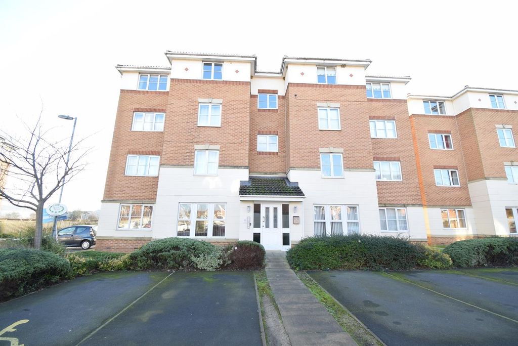 Property photo 1 of 9