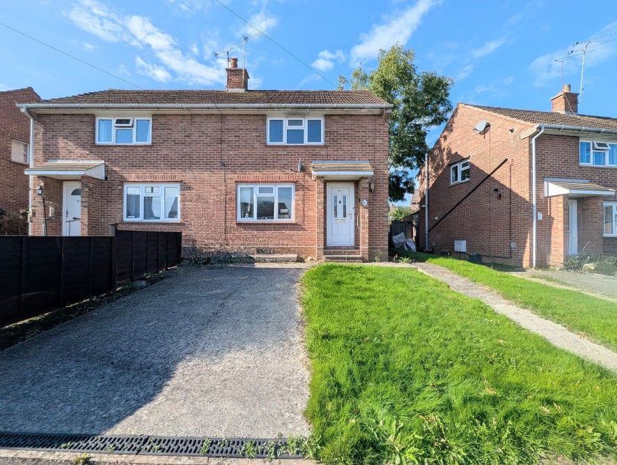 Property photo 1 of 12