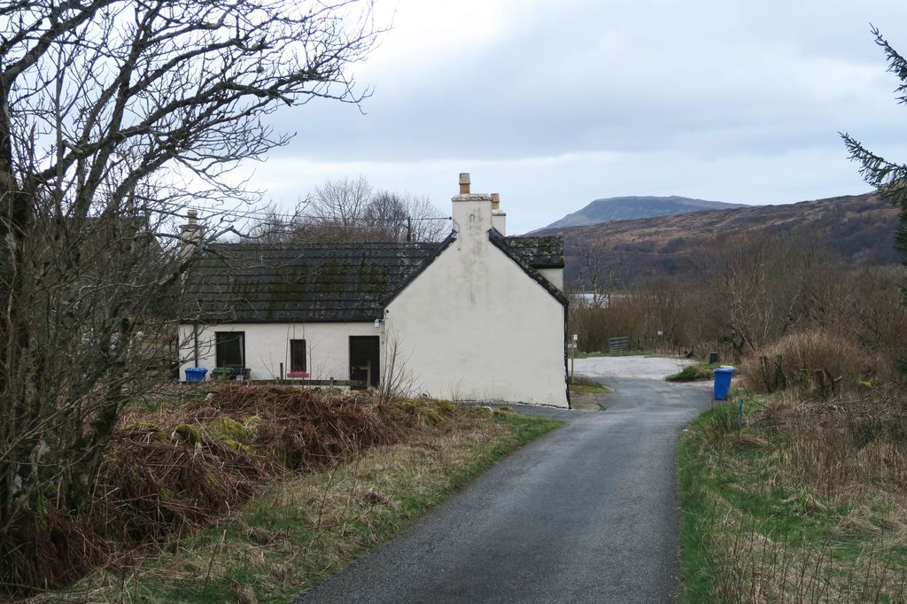 Property photo 2 of 15