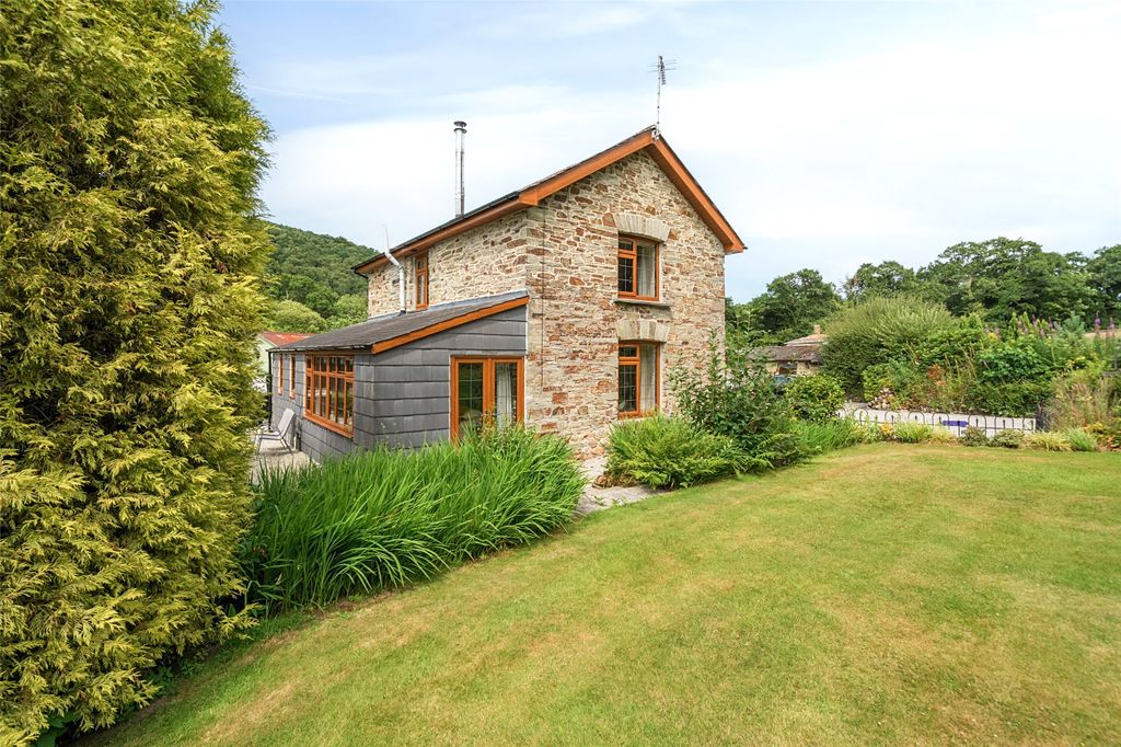 Property photo 2 of 23 Picture No. 02