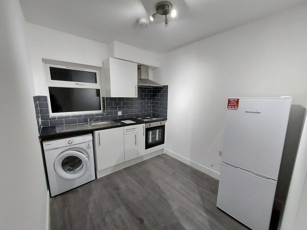 Property photo 3 of 5 Gallery