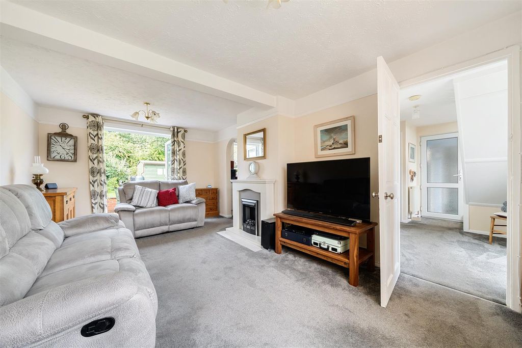 Property photo 2 of 23 1019695 (2).Jpg