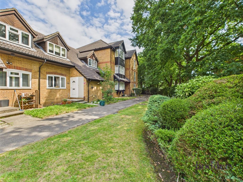 Property photo 1 of 12 Picture No. 16