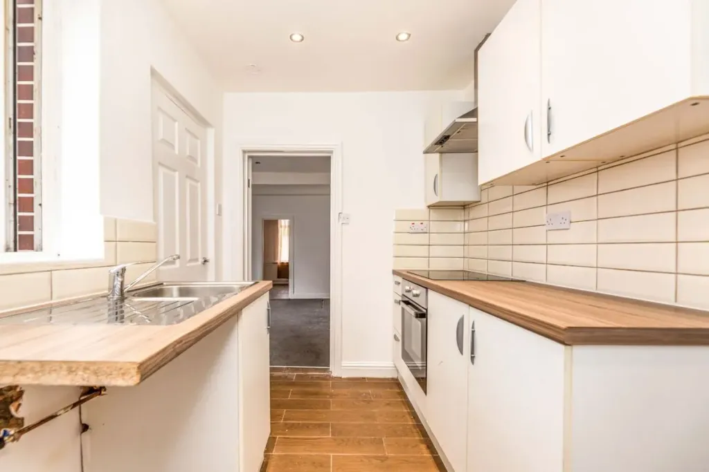 Property photo 1 of 4