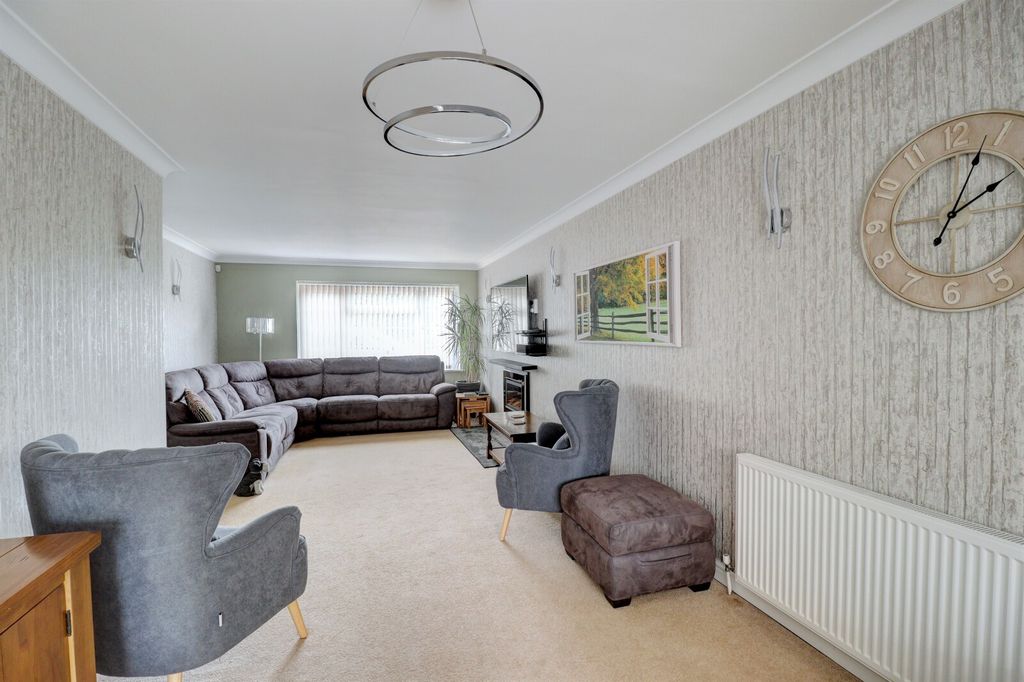Property photo 2 of 16 Picture No. 02