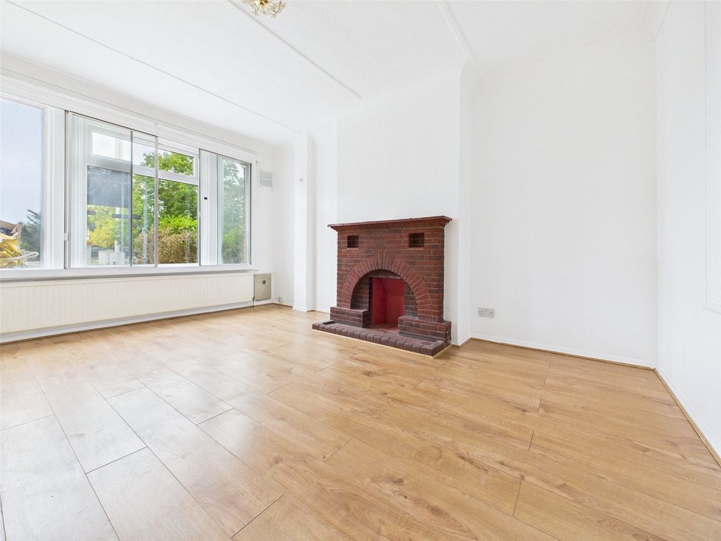 Property photo 2 of 13 Picture 2