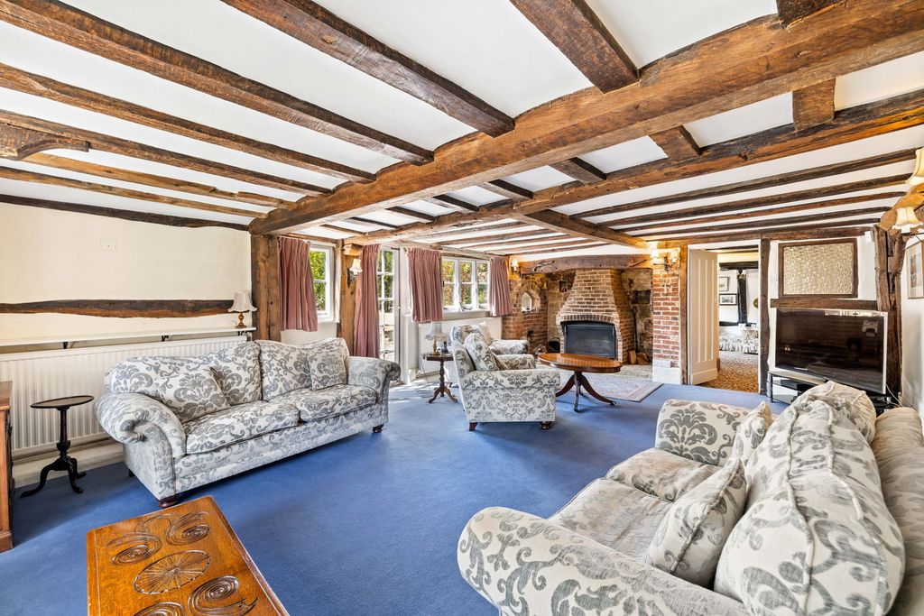 Property photo 2 of 29