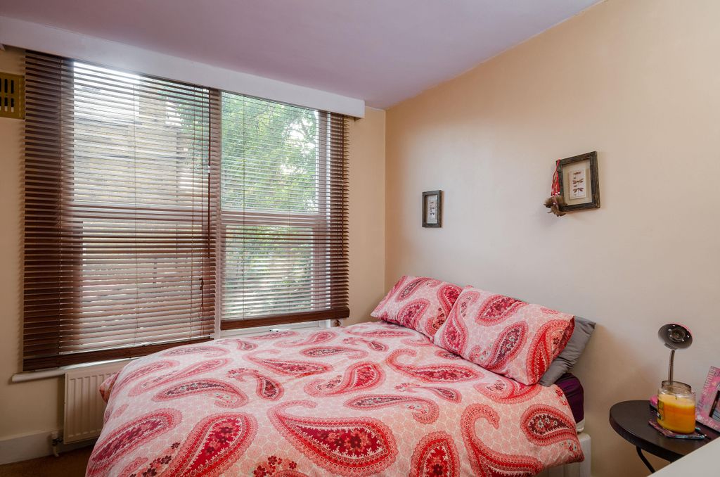 Property photo 3 of 5