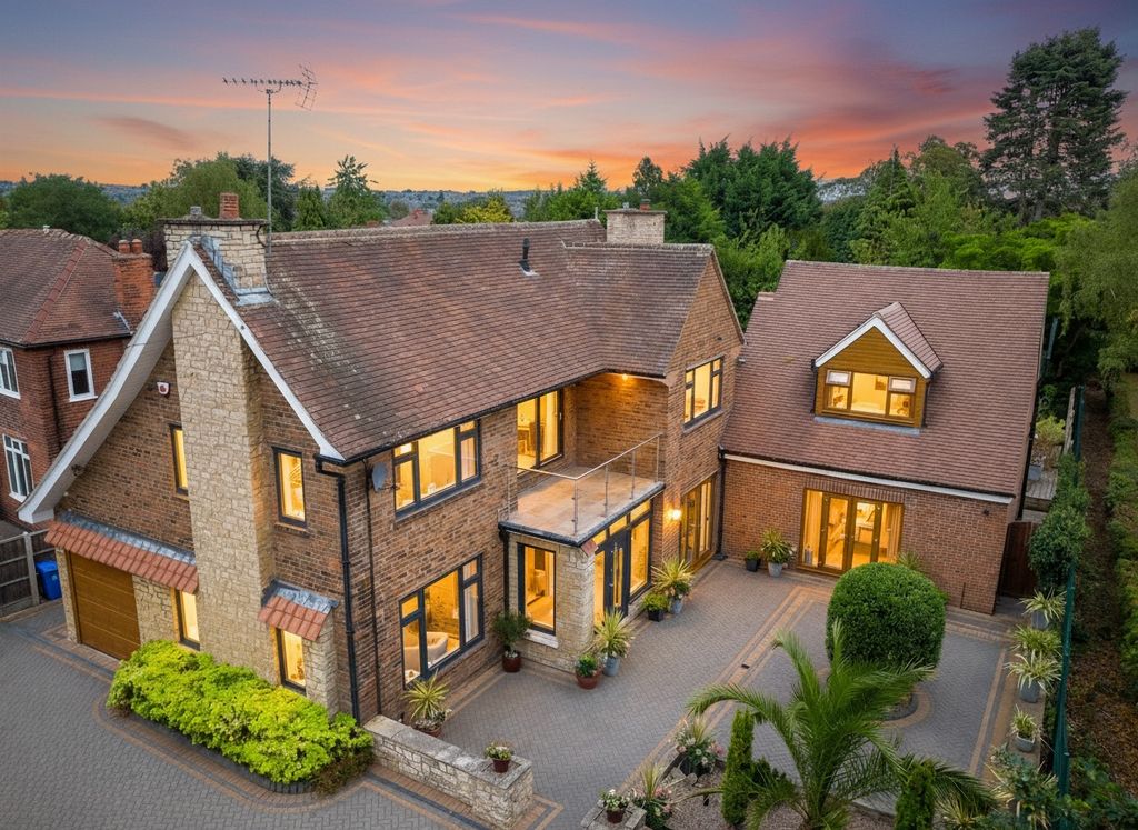 Property photo 1 of 41