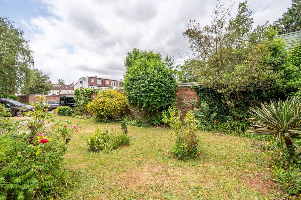 Property photo 2 of 4