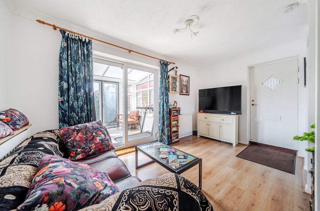 Property photo 2 of 9 1441053-8-69d9150...