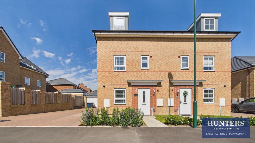 Property photo 1 of 22 External