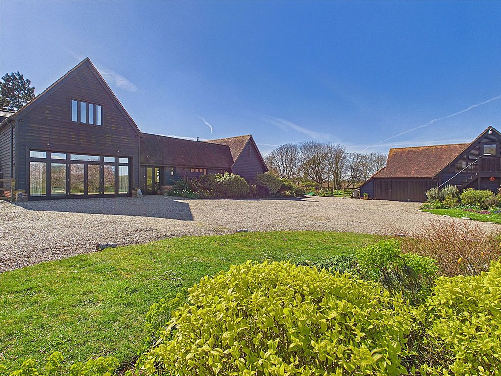 Property photo 1 of 40 Picture No. 28