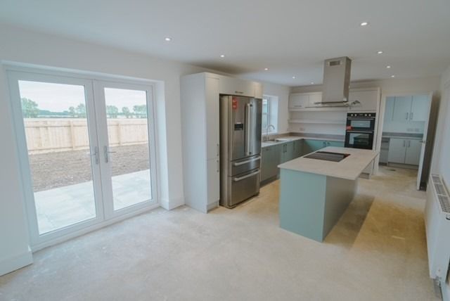 Property photo 3 of 28 2298119