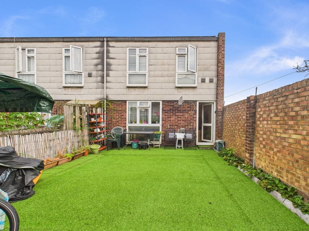 Property photo 2 of 12 Picture No. 04