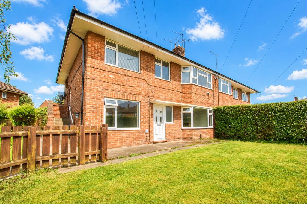 Property photo 1 of 16 9Dcbc371-F239-44F8-B8E8-E9823Ad7E1A7.Png