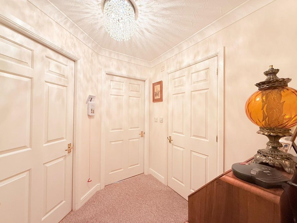 Property photo 3 of 22