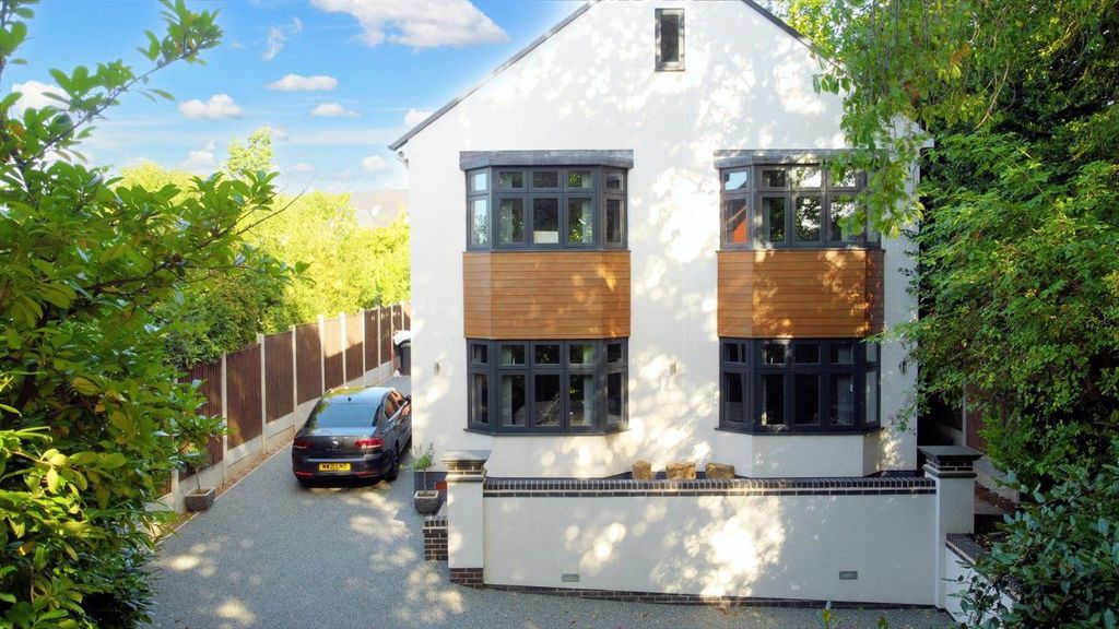 Property photo 1 of 29