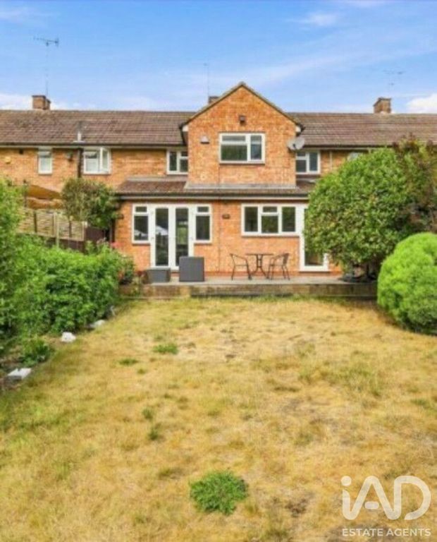 Property photo 2 of 24