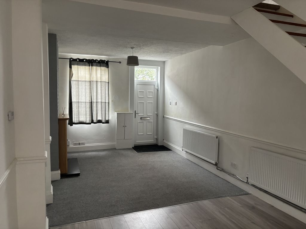 Property photo 3 of 12 Img_0477