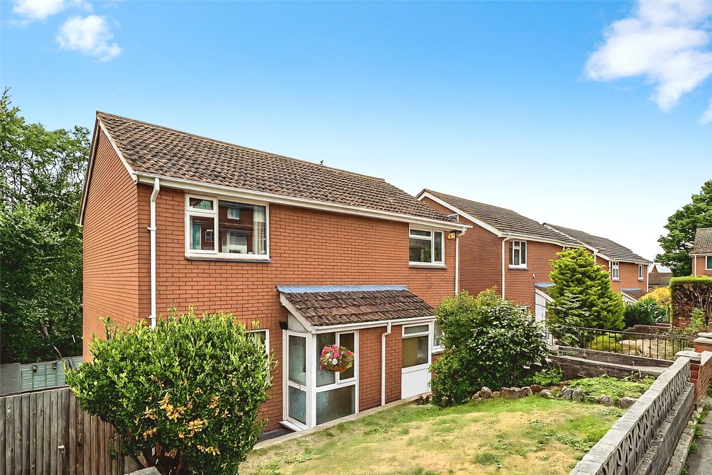 Property photo 2 of 16 Picture No. 36