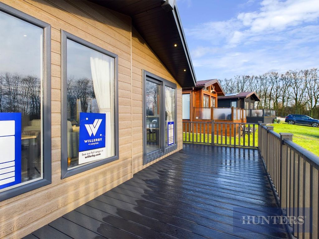 Property photo 1 of 16 Cam03407G0-Pr0448-Still029.Jpg