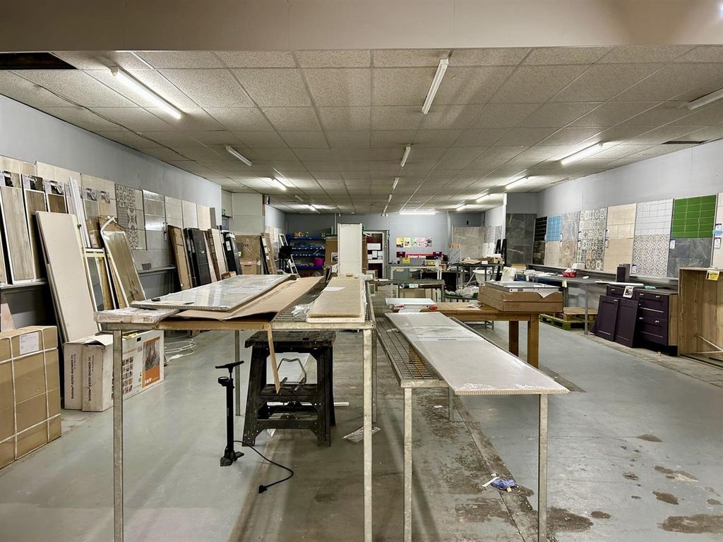 Property photo 3 of 17 2c56d163-c1Fc-4Aec-9815-087Dca1A1812.Jpeg