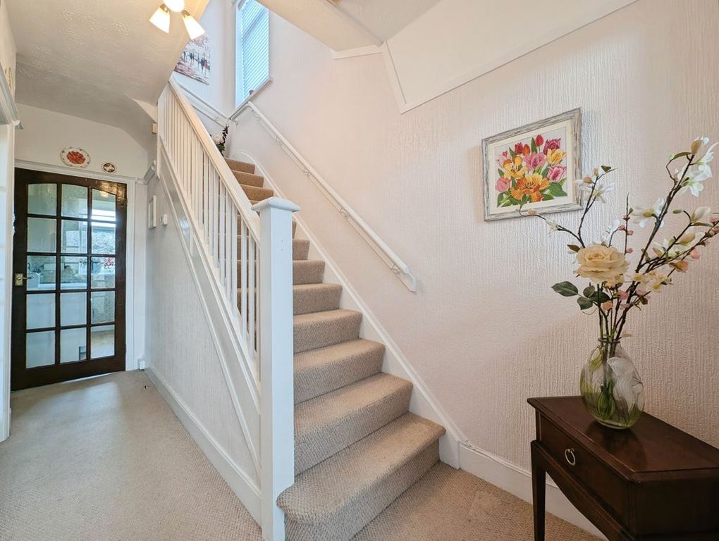 Property photo 2 of 14 Photo 10