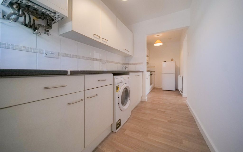 Additional image 6 of 1 bed flat for saleChurch Lane, Melksham SN12