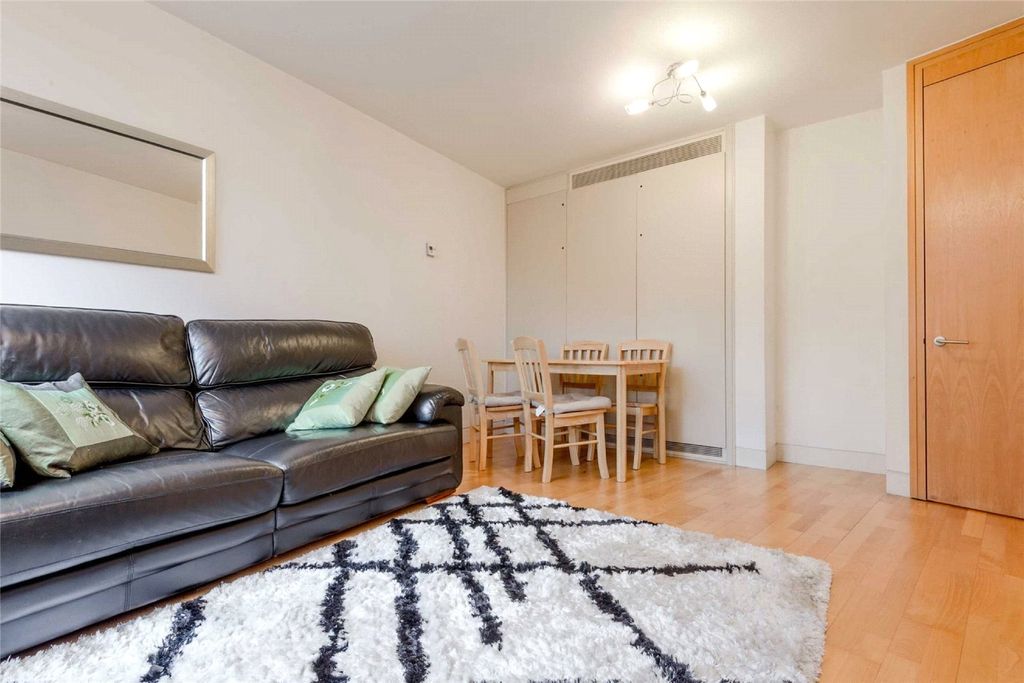 Property photo 2 of 11 Picture No. 02