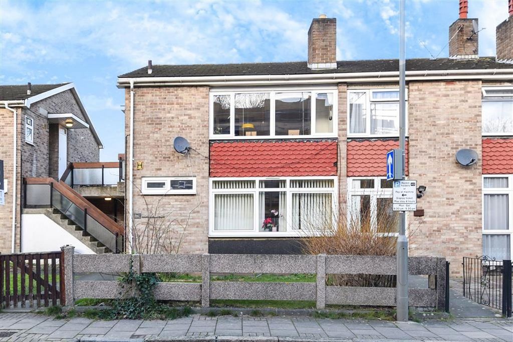 Property photo 1 of 6