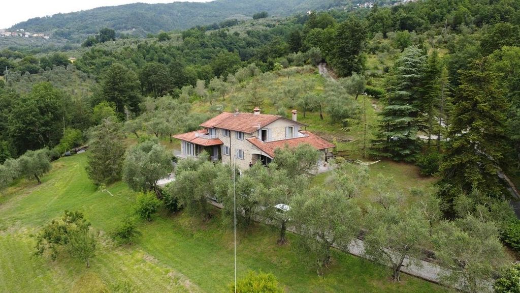 Property photo 1 of 30